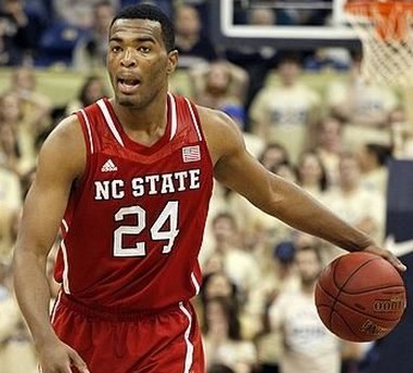 在防守中多 在防守中多