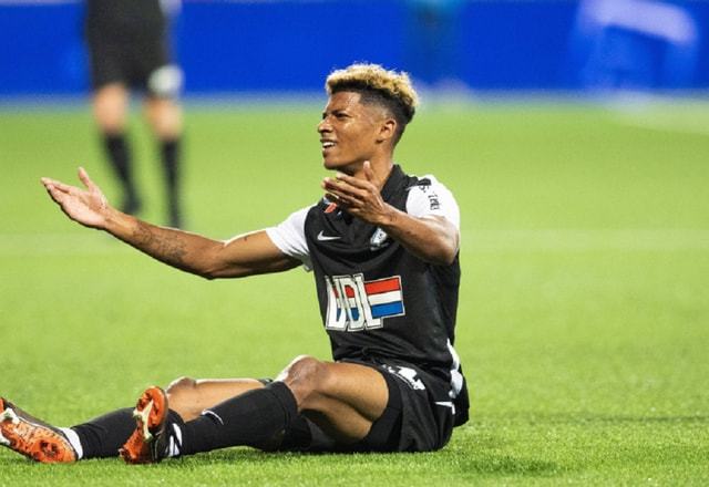 隊友往往也 隊友往往也