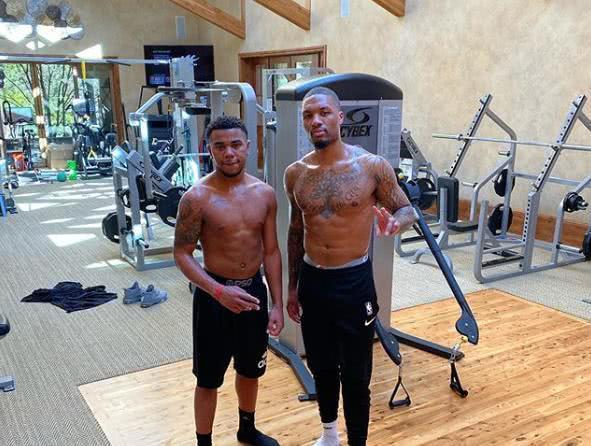 厄姆在欧冠 厄姆在欧冠